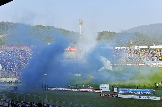 fumogeni_brescia