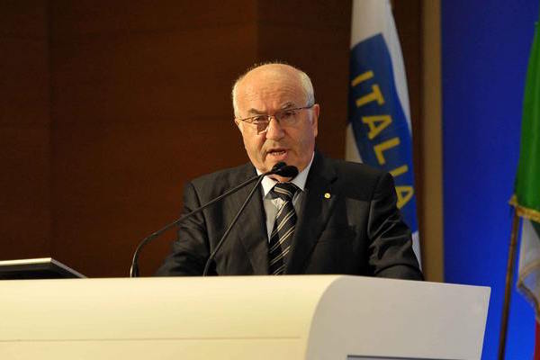 tavecchio_facebook